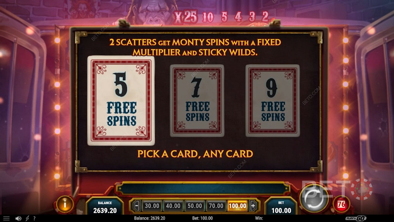 Odhaľte počet Monty Spins výberom karty.